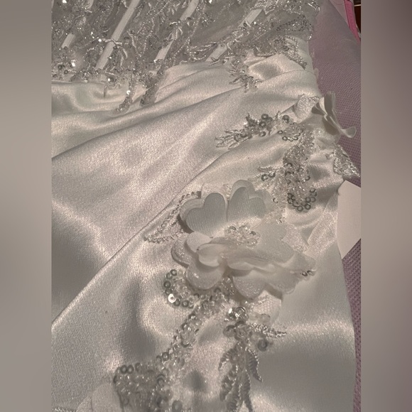 BRAND NEW WEDDING/WHITE/EVENING DRESS - Picture 5 of 7